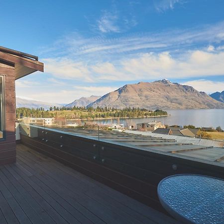 Ridge View Apartment - Queenstown Apartment Екстериор снимка