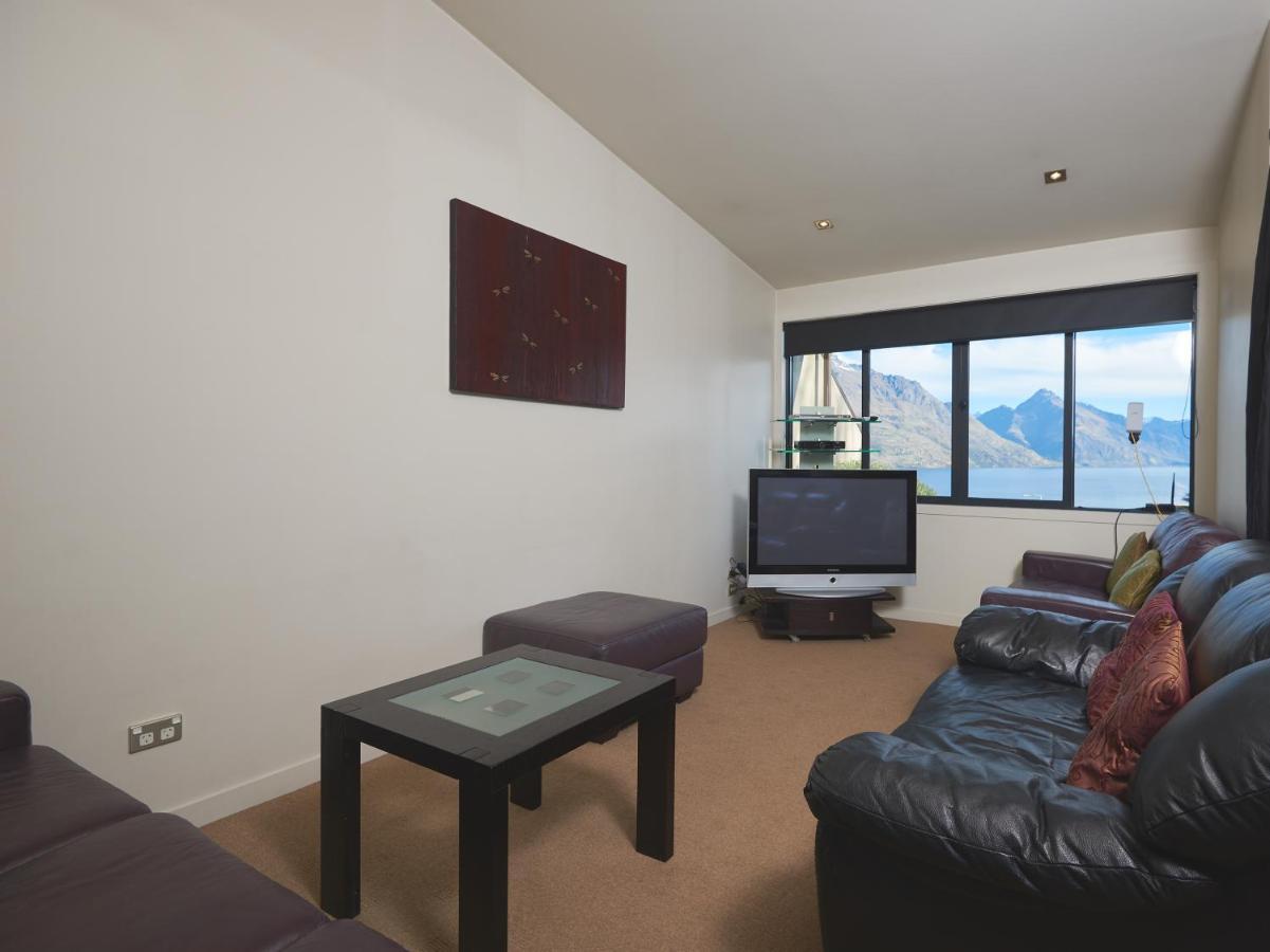 Ridge View Apartment - Queenstown Apartment Екстериор снимка